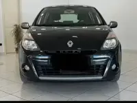 Usata Renault Clio III 75 CV (55 kW) 2010 Berlina