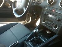 Usata Audi A3 105 CV (77 kW) 2005 Grigio Utilitaria