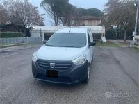 Usata Dacia Dokker Ambiance 75 CV (55 kW) 2016 Bianco Monovolume