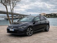 Second-hand VW Golf VII Style 150 CP (110 kW) 2021 Negru Hatchback