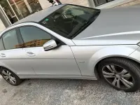 Usata Mercedes C220 Avantgarde 170 CV (125 kW) 2009 Grigio Berlina