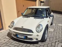 Usata Mini ONE 90 CV (66 kW) 2005 Beige Utilitaria