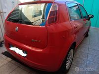 Usata Fiat Grande Punto 75 CV (55 kW) 2007 Rosso Utilitaria