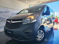 Usata Opel Vivaro S 125 CV (91 kW) 2017 Grigio(met.) Monovolume