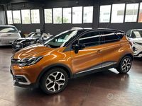 Usata Renault Captur Initiale Paris 120 CV (88 kW) 2018 Arancione SUV