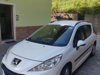 usata Peugeot 207 stationwagon 1.4 benzina 90 cv