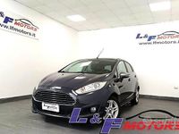 Usata Ford Fiesta Titanium 75 CV (55 kW) 2015 Grigio Berlina