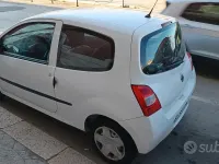 Usata Renault Twingo 75 CV (55 kW) 2011 Bianco Utilitaria
