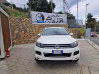 Usata VW Touareg Executive 245 CV (180 kW) 2012 Bianco SUV
