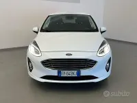 Usata Ford Fiesta 86 CV (63 kW) 2018 Bianco Utilitaria