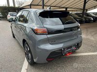 Usata Peugeot 208 Allure 101 CV (74 kW) 2025 Grigio Utilitaria