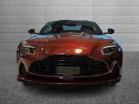 Nuova Aston Martin DB12 680 CV (500 kW) 2026 Liquid crimson Coupé