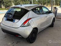 Usata Lancia Ypsilon 95 CV (69 kW) 2011 Grigio Utilitaria