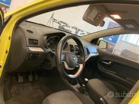 Usata Kia Picanto 67 CV (49 kW) 2014 Giallo Utilitaria
