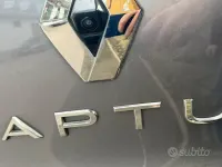 Usata Renault Captur Techno 101 CV (74 kW) 2023 Grigio SUV