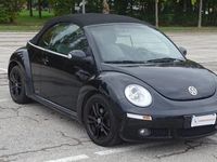 Usata VW New Beetle 105 CV (77 kW) 2006 Nero Utilitaria