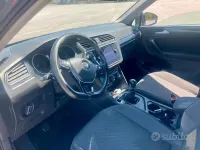 Usata VW Tiguan R-line 116 CV (85 kW) 2018 Grigio SUV
