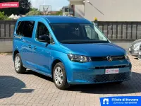Usata VW Caddy Life 102 CV (75 kW) 2021 Blu/azzurro Monovolume