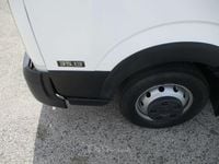 Usata Nissan Cabstar 131 CV (96 kW) 2011 Bianco Pick-up