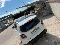 Usata Jeep Renegade 120 CV (88 kW) 2015 Bianco SUV