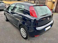 Usata Fiat Grande Punto 2018 Blu Utilitaria