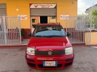 Begagnad Fiat Panda Pop 69 HK (50 kW) 2012 Röd Halvkombi