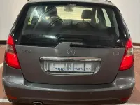 Usata Mercedes A180 Elegance 109 CV (80 kW) 2009 Grigio Berlina