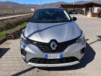 Usata Renault Captur 145 CV (106 kW) 2023 Argento SUV