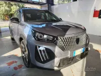 Usata Peugeot 2008 Allure 101 CV (74 kW) 2025 Grigio SUV