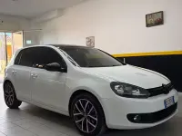 Usata VW Golf VI 105 CV (77 kW) 2010 Bianco Utilitaria