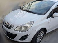 Usata Opel Corsa Edition 75 CV (55 kW) 2014 Bianco Berlina