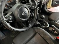 Usata Mini Cooper D Business 116 CV (85 kW) 2015 Bianco Utilitaria