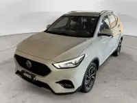 Usata MG ZS Luxury 111 CV (81 kW) 2024 Bianco SUV