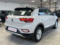 Usata VW T-Roc 110 CV (80 kW) 2024 Grigio SUV