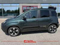 Nuova Fiat Panda Cross Cross 65 CV (47 kW) 2026 Verde foresta Utilitaria