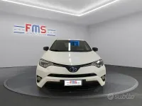 Usata Toyota RAV4 Hybrid 268 CV (197 kW) 2018 Bianco SUV