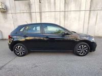 Usado VW Polo 86 CV (63 kW) 2021 Negro Utilitario