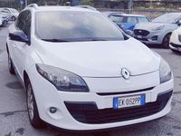 Usata Renault Mégane III 110 CV (80 kW) 2012 Bianco Station wagon