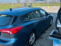 Usata Ford Focus 120 CV (88 kW) 2020 Blu Station wagon