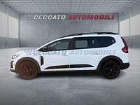 Usata Dacia Jogger Extreme 101 CV (74 kW) 2023 Bianco Monovolume