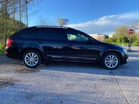 Usata Skoda Octavia Design Edition 110 CV (80 kW) 2016 Nero Station wagon