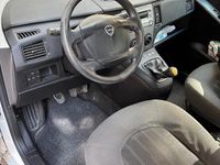 Usata Lancia Musa 69 CV (50 kW) 2011 Bianco Monovolume