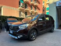 Usata Dacia Lodgy 109 CV (80 kW) 2017 Viola Monovolume