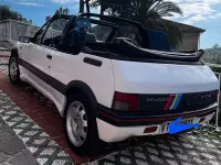 Usata Peugeot 205 113 CV (83 kW) 1990 Bianco Cabrio