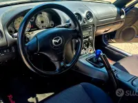 Usata Mazda MX5 110 CV (80 kW) 2003 Blu Cabrio