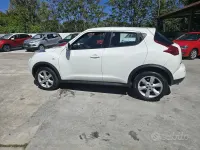 Usata Nissan Juke Tekna 110 CV (80 kW) 2010 Bianco SUV