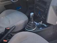 Usata Ford Fusion 58 CV (42 kW) 2004 Grigio Utilitaria