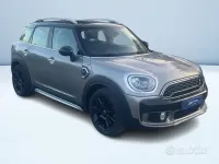 Begagnad Mini Cooper SD Countryman Hype 190 HK (139 kW) 2019 Grå SUV