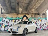 Usata Alfa Romeo MiTo 170 CV (125 kW) 2013 Bianco Utilitaria