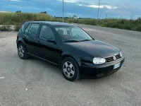 Usata VW Golf IV 110 CV (80 kW) 2000 Nero Berlina